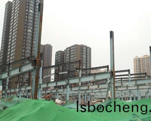 拆遷(qian)工(gong)程(cheng)