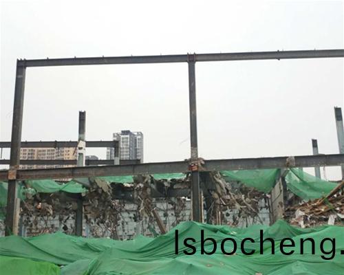 拆(chai)遷(qian)工(gong)程(cheng)