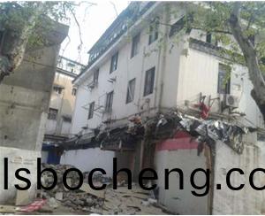 拆(chai)遷(qian)工(gong)程(cheng)